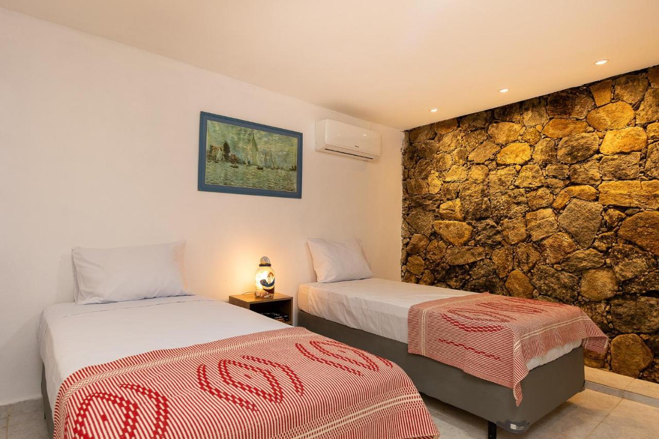 Casa Amarela Bed & Breakfast Angra dos Reis Eksteriør bilde